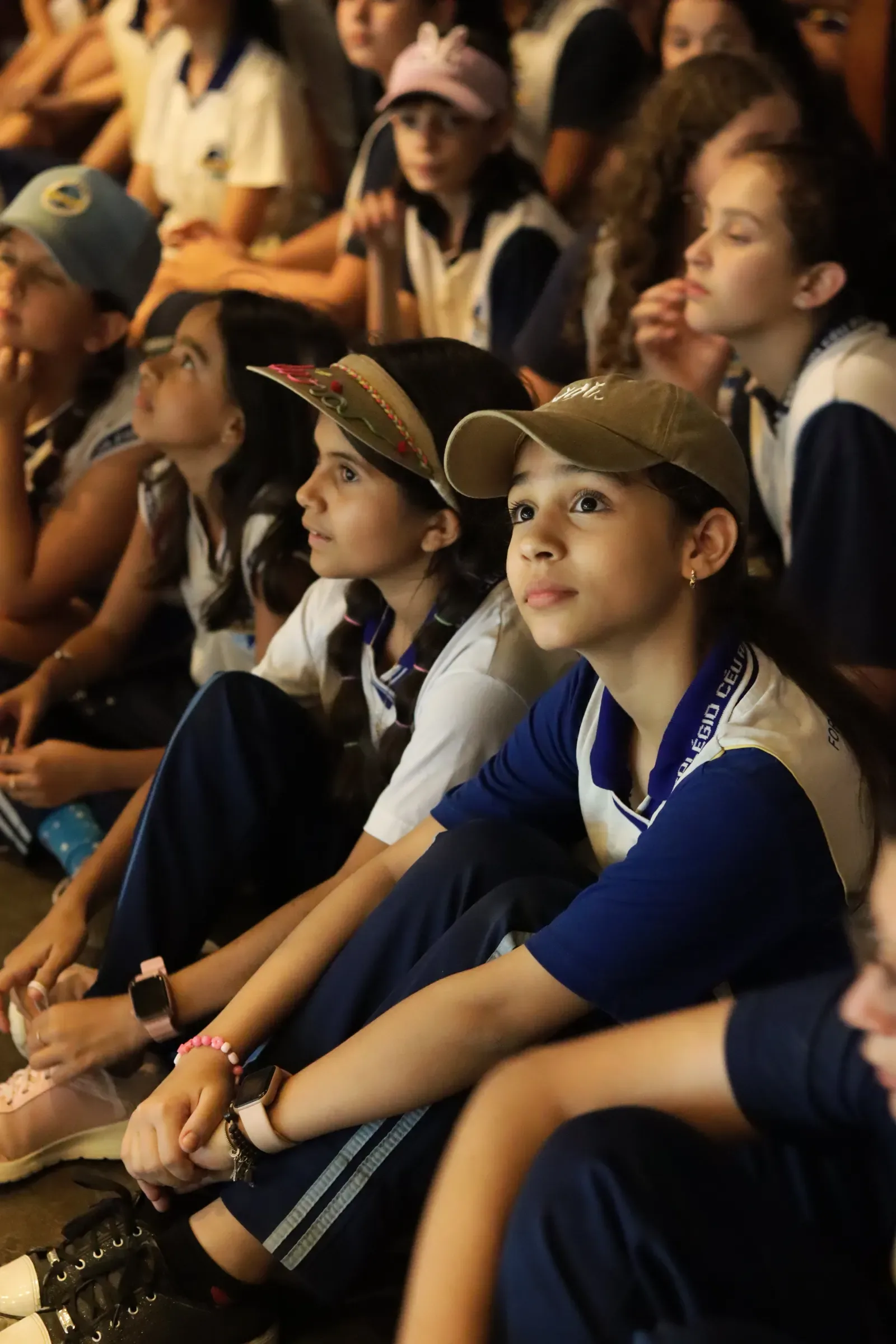 Apresentação musical com estudantes